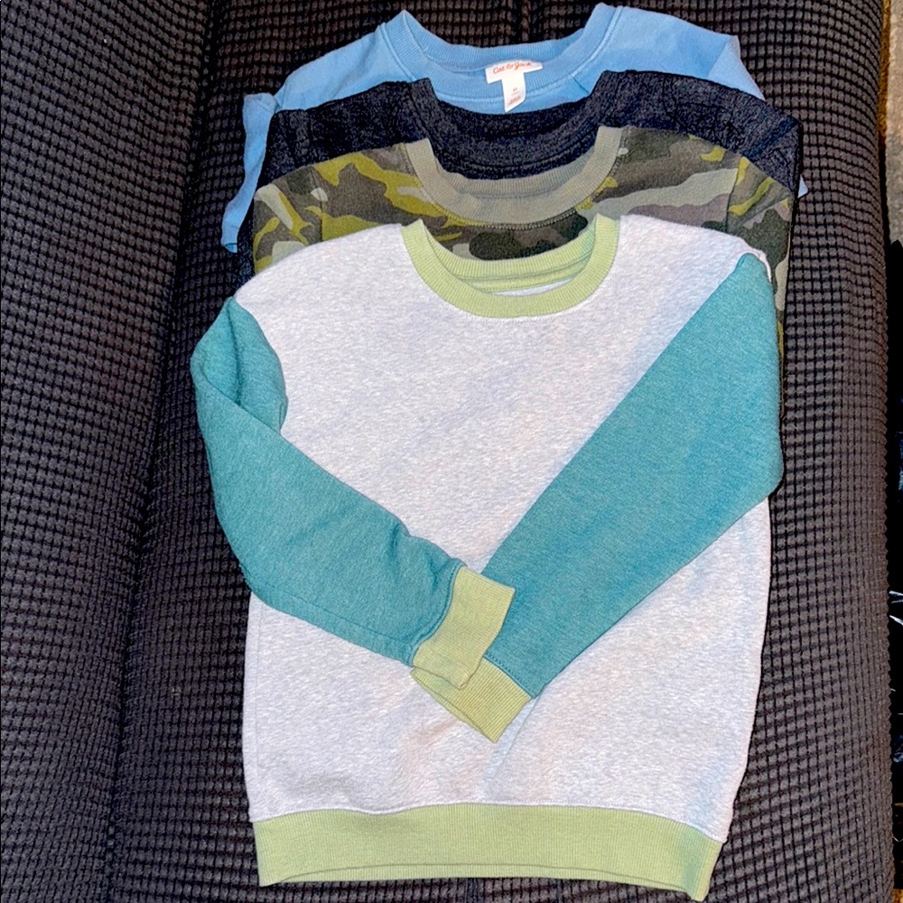 Boys 5T Cat & Jack Sweatshirts - Lot of 4